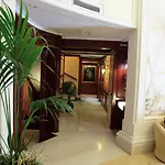 酒店 帕拉索阿拉巴迪耶里酒店
