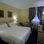 帕拉索阿拉巴迪耶里酒店
