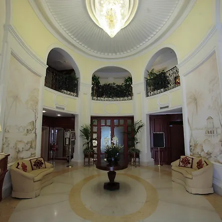 מלון Palazzo Alabardieri