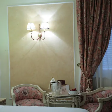 Hotel Palazzo Alabardieri