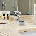 Palazzo Alabardieri فندق 4*