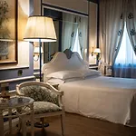 Palazzo Alabardieri فندق 4*