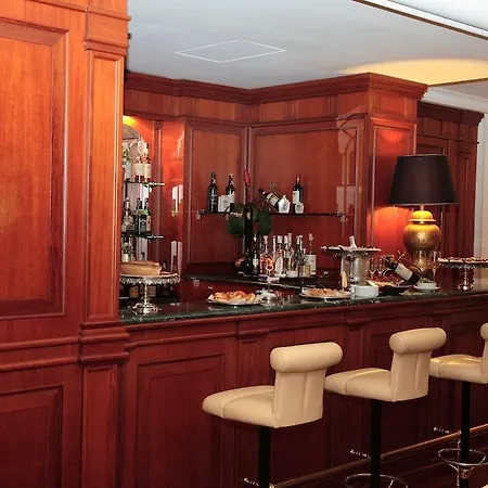 Palazzo Alabardieri Hotel Naples