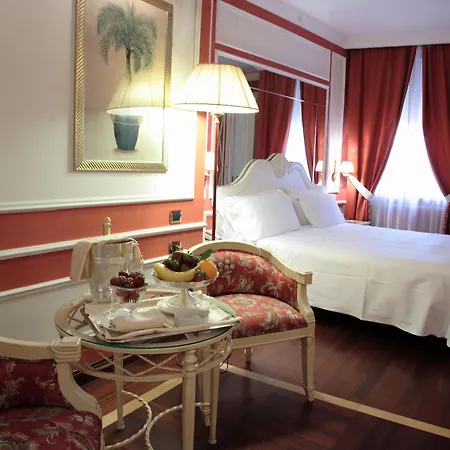 Hotel Palazzo Alabardieri