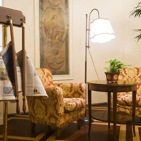 Palazzo Alabardieri 4*