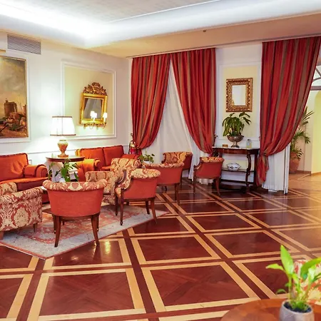 Palazzo Alabardieri 4*