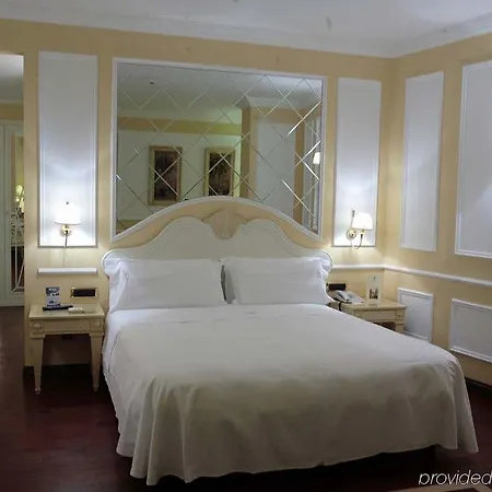 Palazzo Alabardieri Hotel Naples