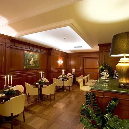 Hotel Palazzo Alabardieri