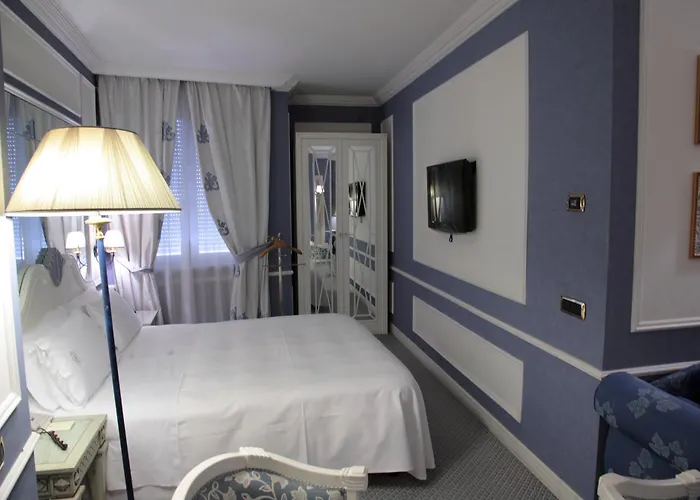 Hotel Palazzo Alabardieri