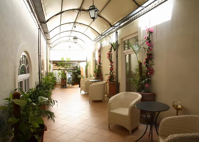 Hotel Palazzo Alabardieri 4*