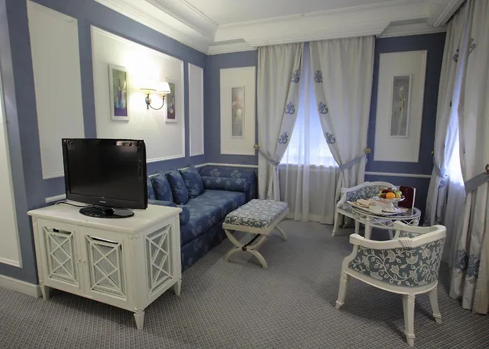 Hotel Palazzo Alabardieri 4*