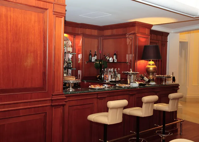 Palazzo Alabardieri 4*