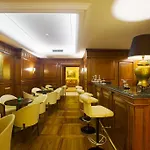 Palazzo Alabardieri Неаполь