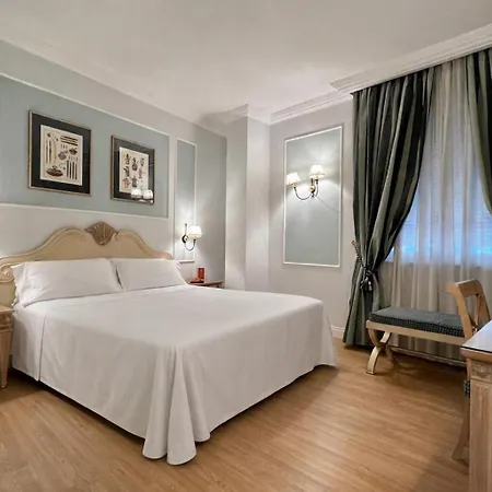 Palazzo Alabardieri Hotel