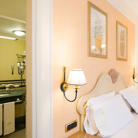 Hotel Palazzo Alabardieri 4*