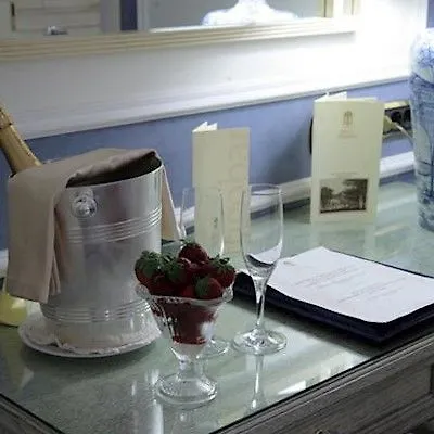 팔라쪼 알바르디에리 호텔 나폴리