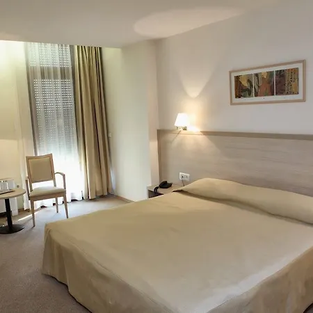 팔라쪼 알바르디에리