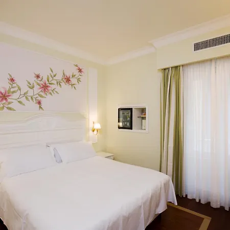 Palazzo Alabardieri Hotel