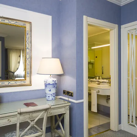 Hotel Palazzo Alabardieri