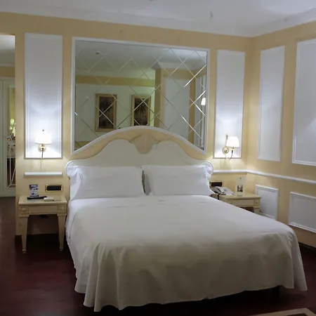 Hotel Palazzo Alabardieri