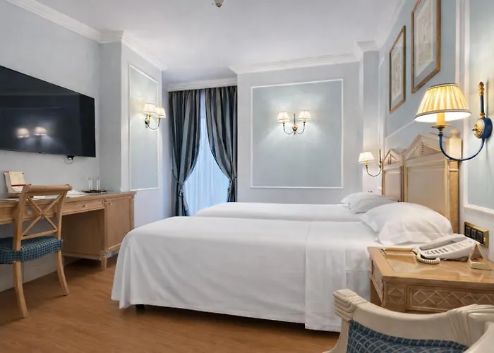 Palazzo Alabardieri Неаполь