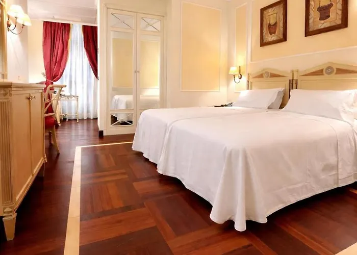 Отель Palazzo Alabardieri